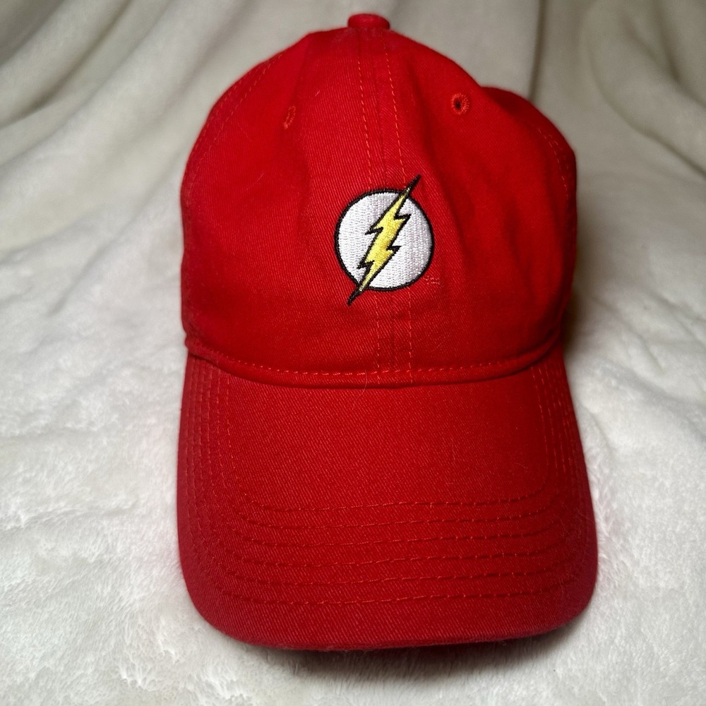 The Flash DC Comics Red Adjustable Dad Hat Lightning Bolt Logo‎